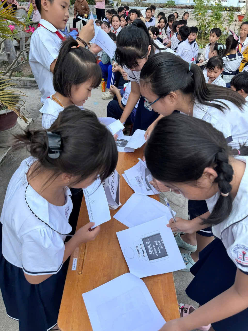  TRƯỜNG TIỂU HỌC HÀM CHÍNH 1 TÍCH CỰC HƯỞNG ỨNG NGÀY KHOA HỌC, CÔNG NGHỆ VÀ ĐỔI MỚI SÁNG TẠO VIỆT NAM NĂM 2026